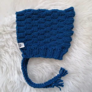 bonnet beguin laine tricoté à la main bleu