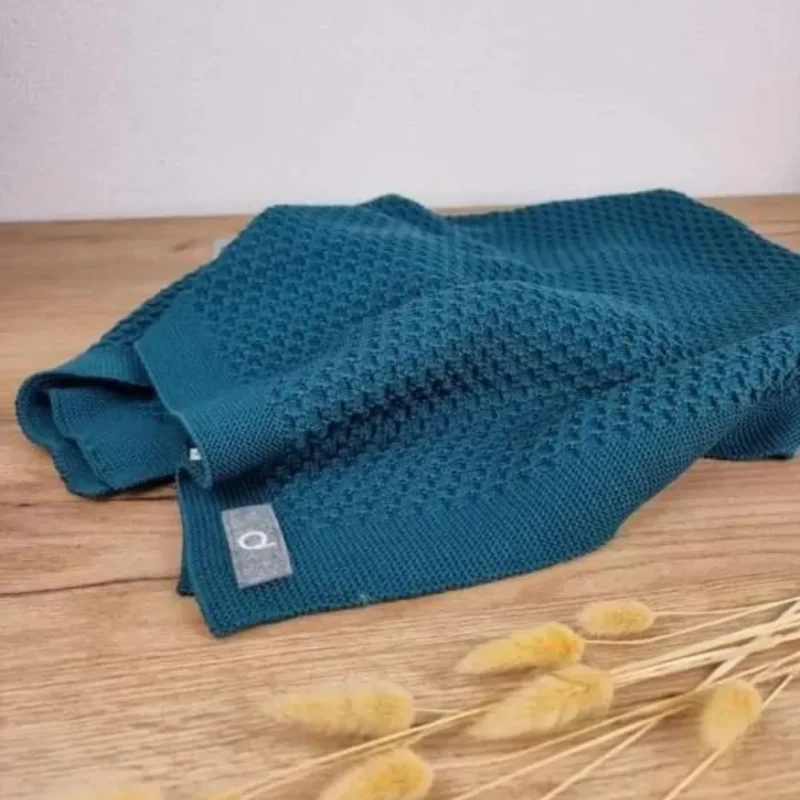 couverture en laine honeycomb disana pacifique