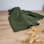 couverture en 100% laine bio Disana olive
