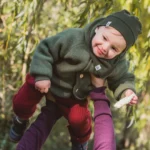 leggings en laine bio disana bordeau avec accessoires en mérinos