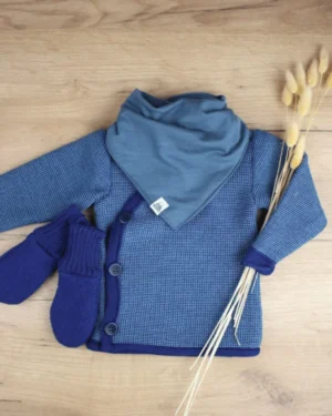 pull-en-laine-bebe-disana-bleu-marine-websize-600x750