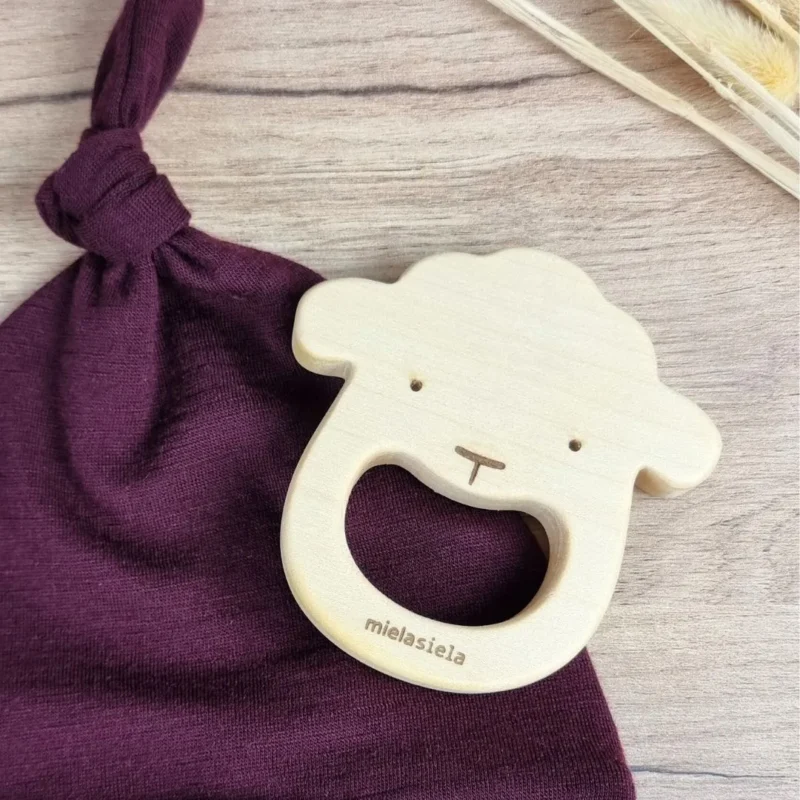 anneau dentition en bois forme mouton
